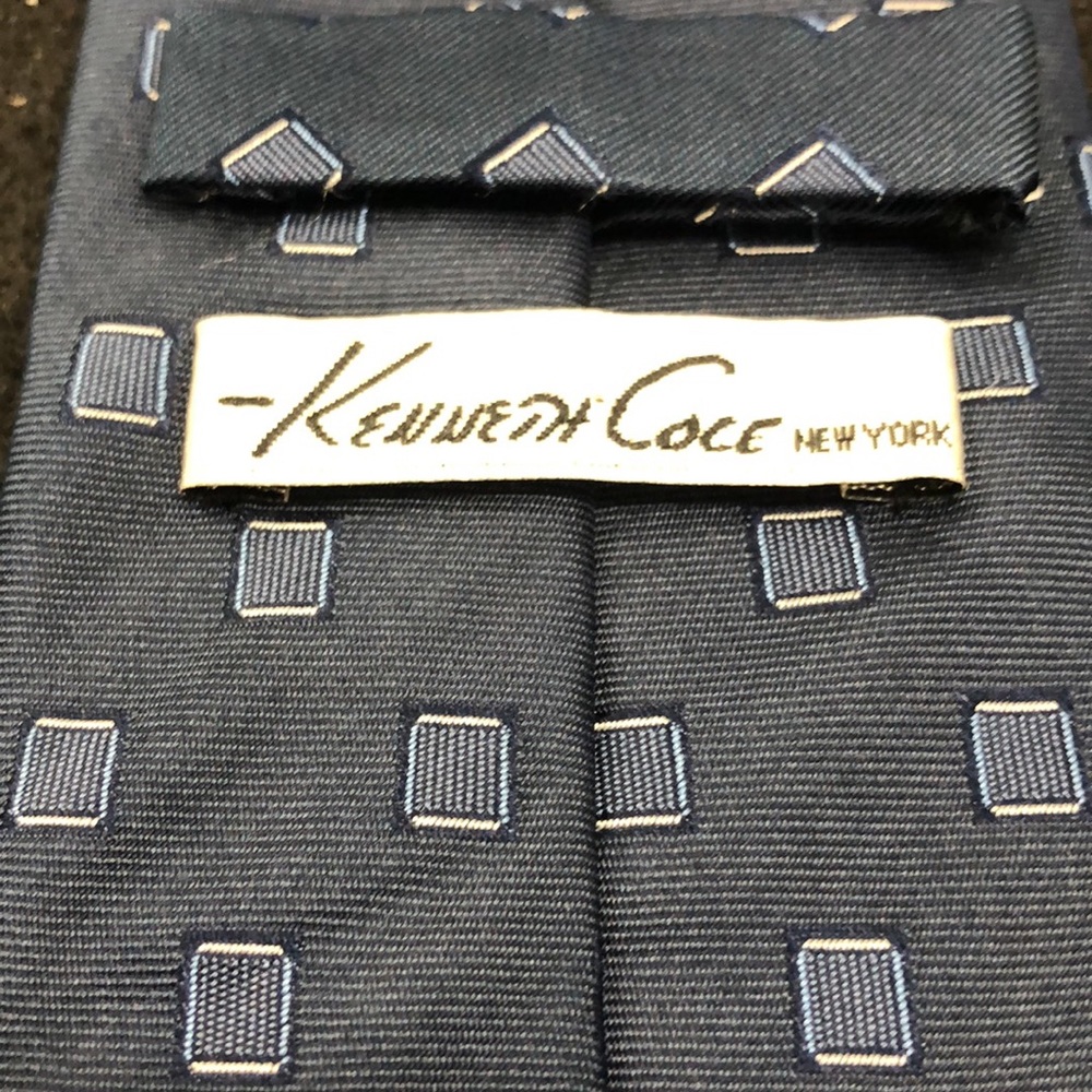 Kenneth Cole New York - Picture 3 of 3